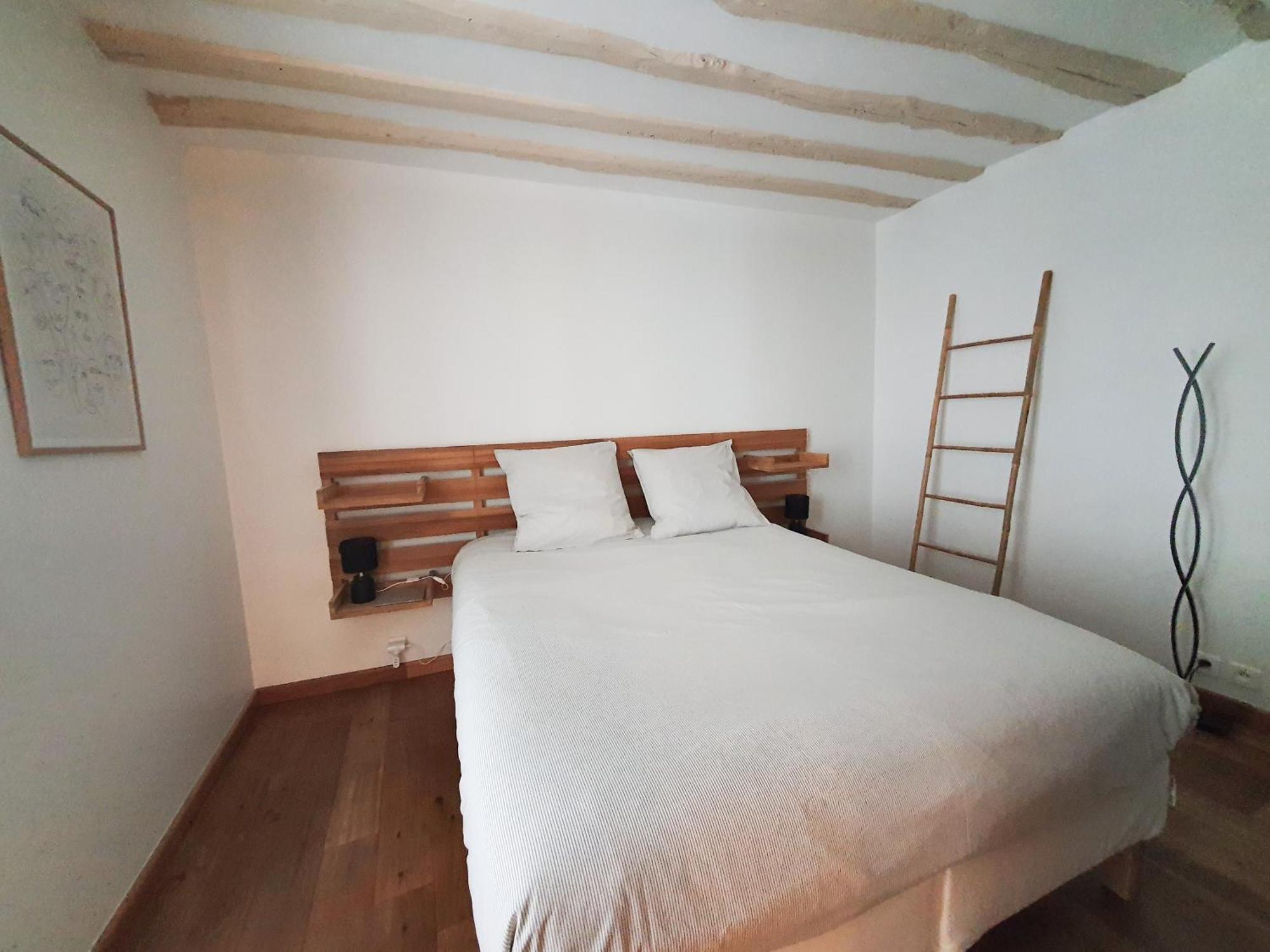 Exigehome - Ici Habita Voltaire-maison En Plein Centre-ville