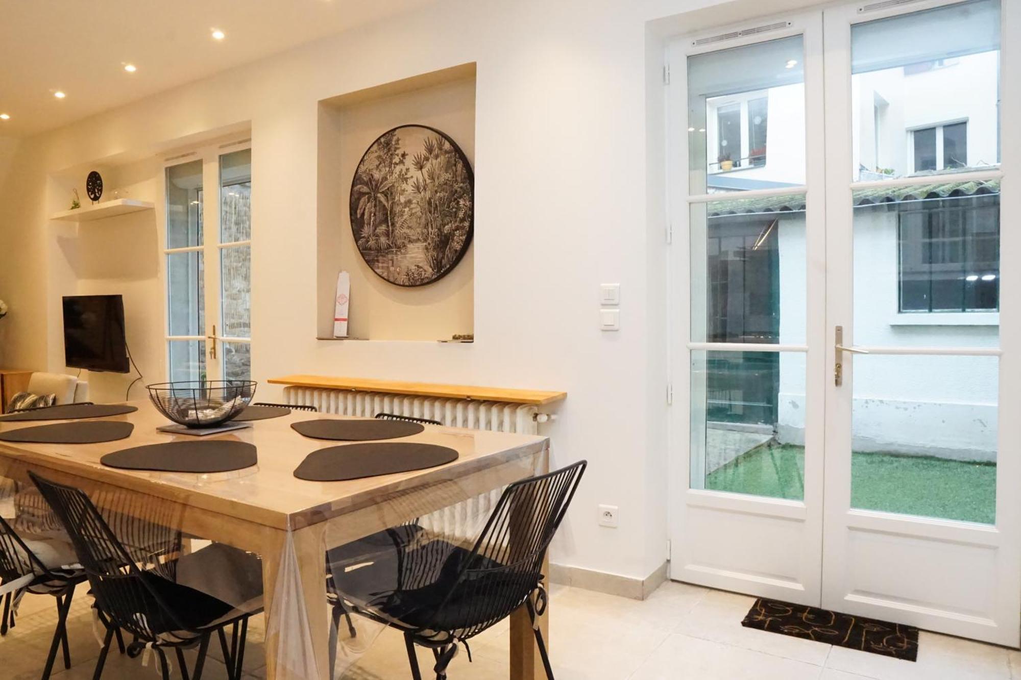 Exigehome - Ici Habita Voltaire-maison En Plein Centre-ville Ferienhaus Saint-Germain-en-Laye